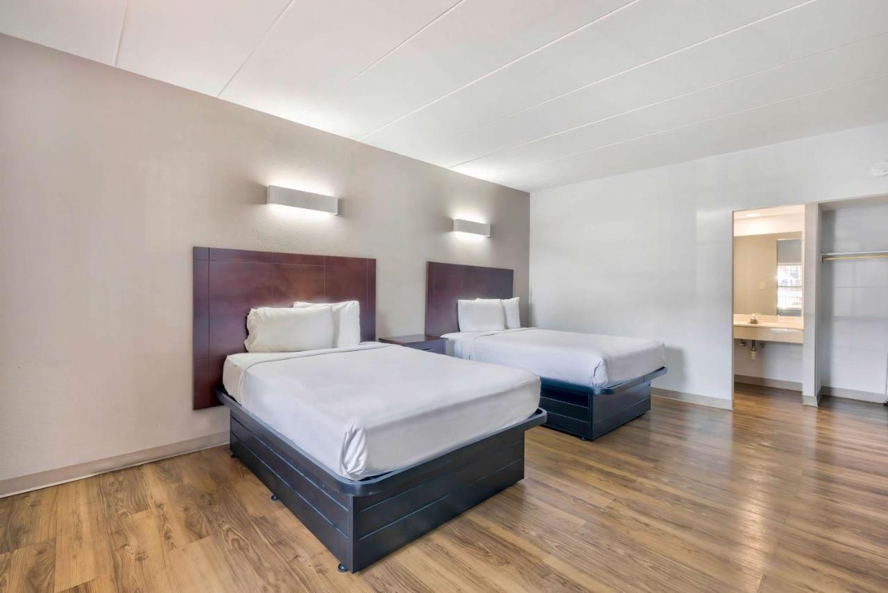 Motel 6-Falls Church, Va - Arlington Boulevard Eksteriør bilde
