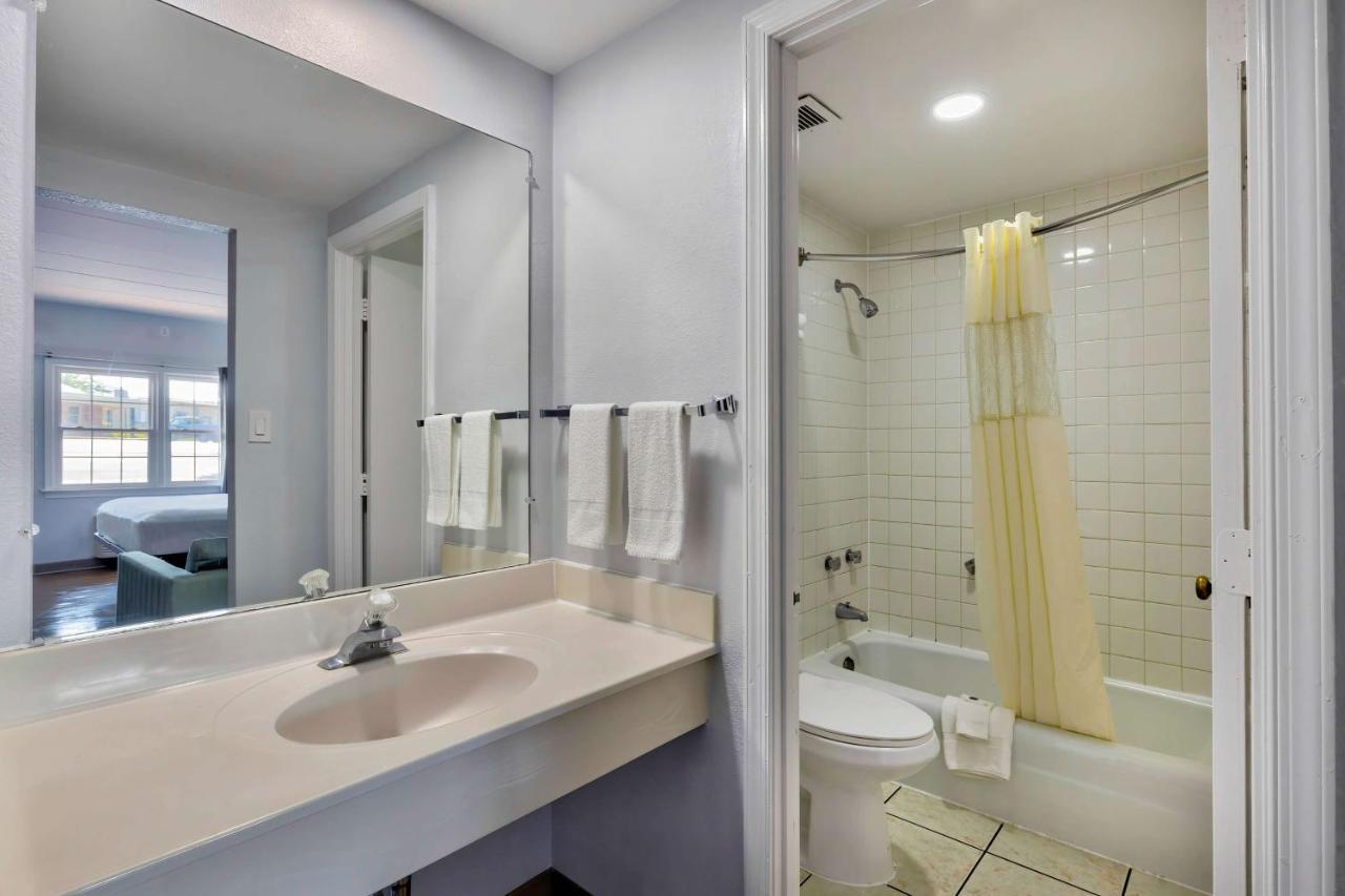 Motel 6-Falls Church, Va - Arlington Boulevard Eksteriør bilde