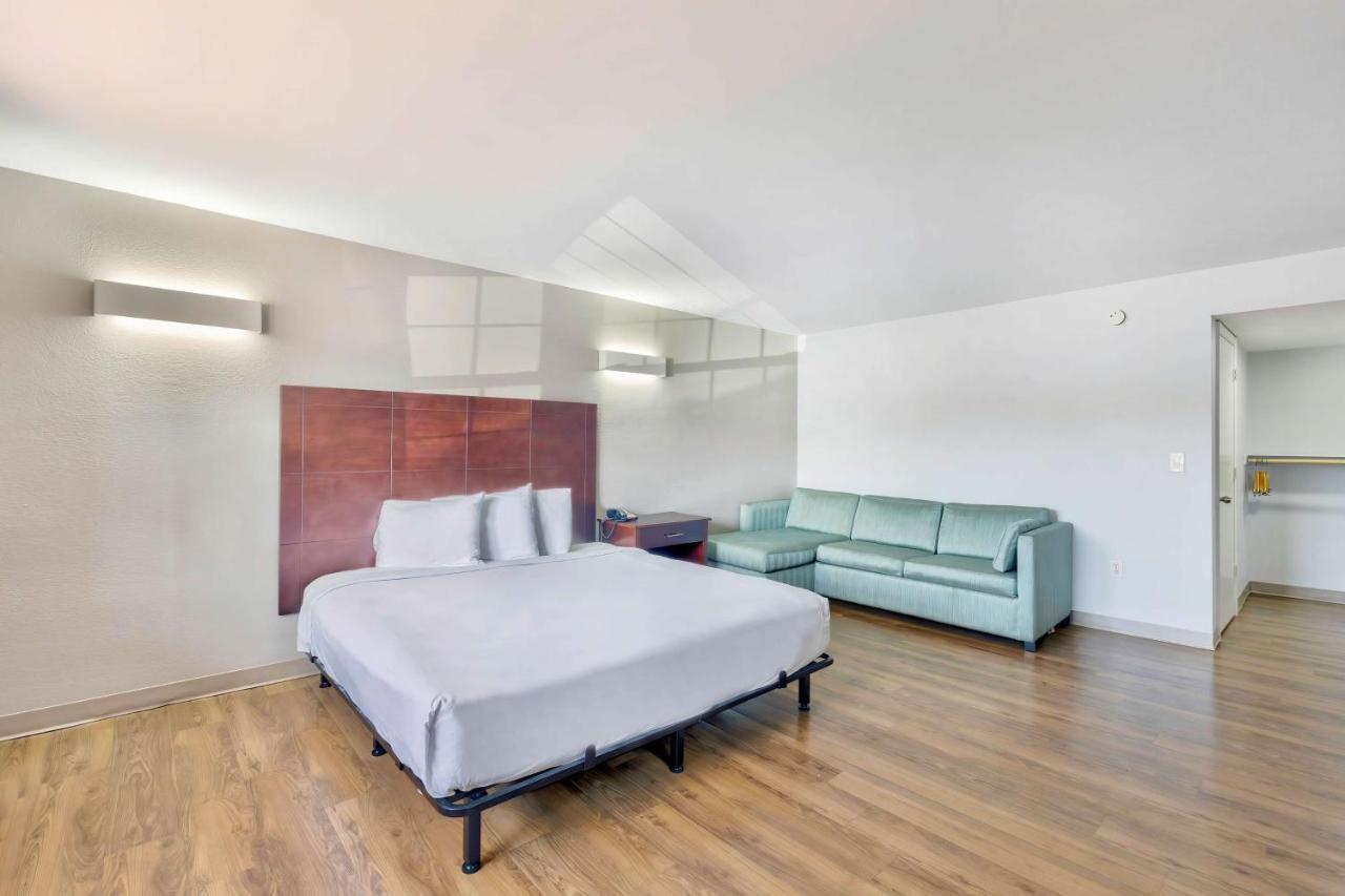 Motel 6-Falls Church, Va - Arlington Boulevard Eksteriør bilde