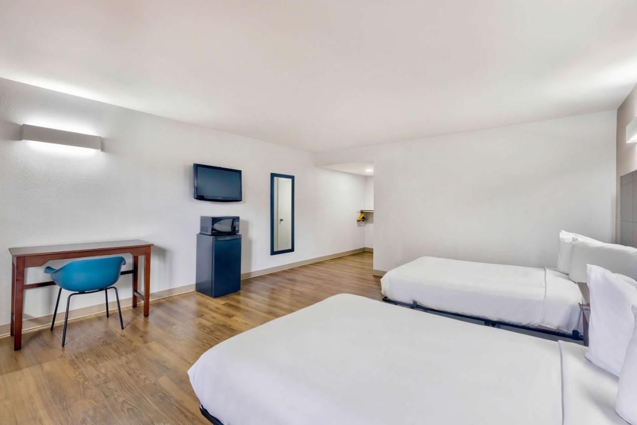 Motel 6-Falls Church, Va - Arlington Boulevard Eksteriør bilde